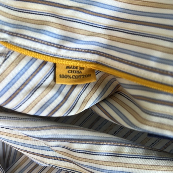 Add to bundle, I’ll send DISCOUNT! 
Robert Talbott CarmelShirt Size M - Picture 7 of 9